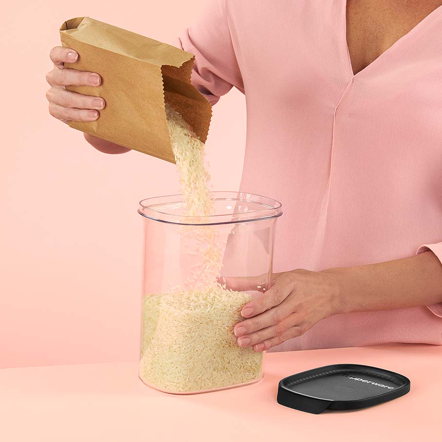 tupperware ultra clear oval 9½ xícaras 22 l cosmos com tampa